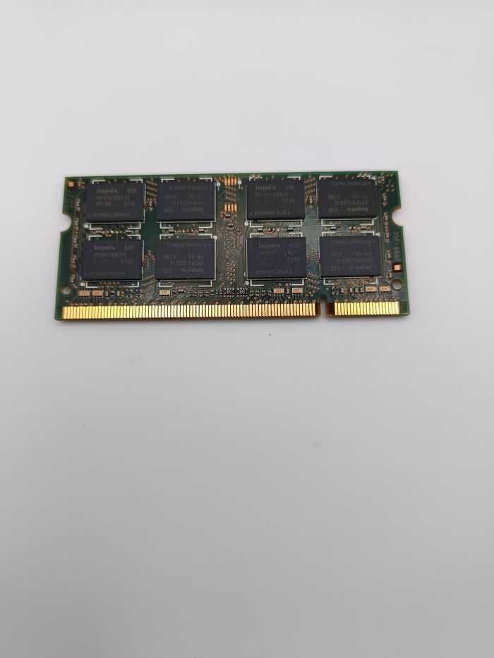 CARTE MÉMOIRE DDR2 2GB 2Rx8  PC2-6400-666-12 - photo numéro 3