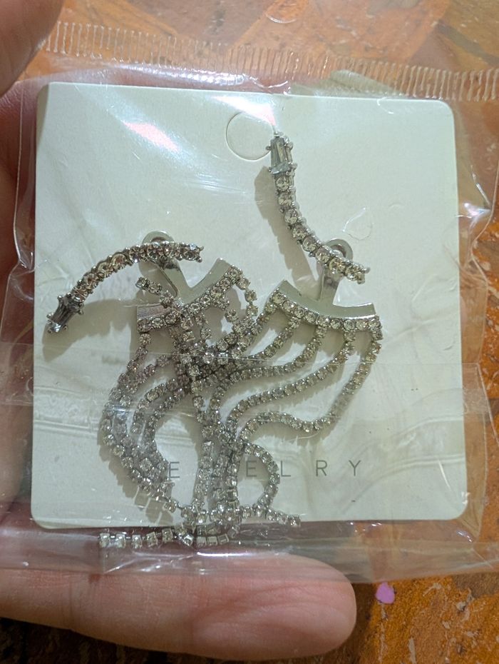 Boucles d'oreilles neuves argentes - photo numéro 2