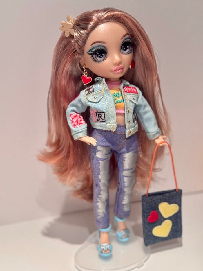 Gabriella Rainbow High - photo numéro 7