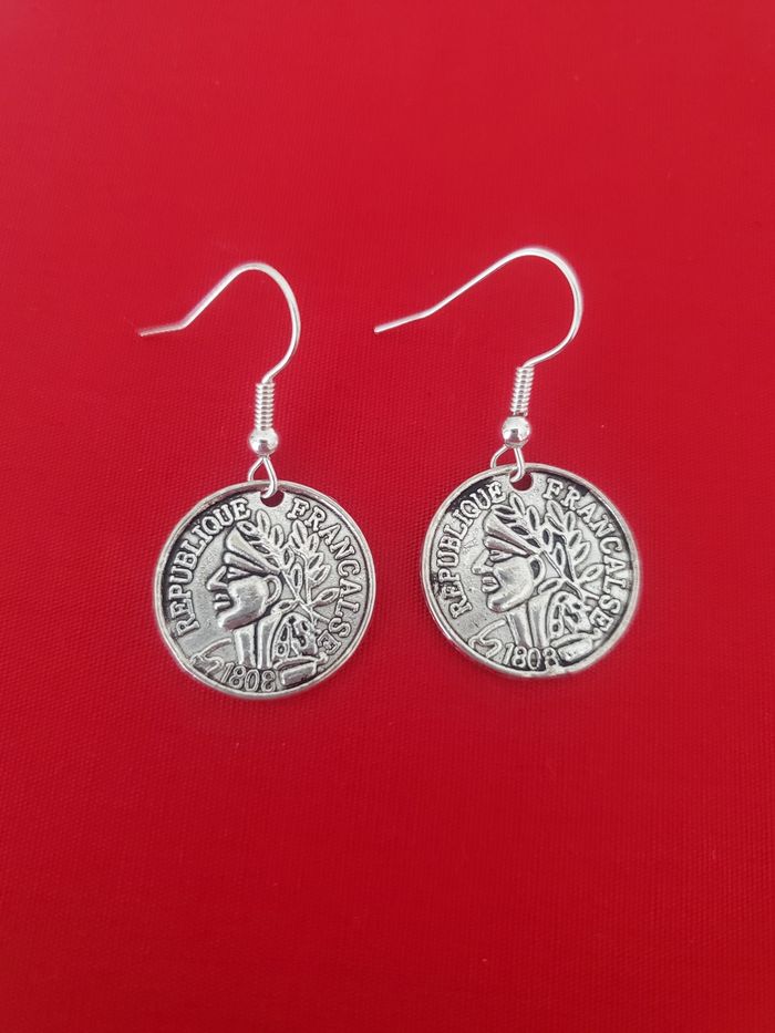 Boucles d'oreilles pendante argenté piece de monnaie ancienne rep française
