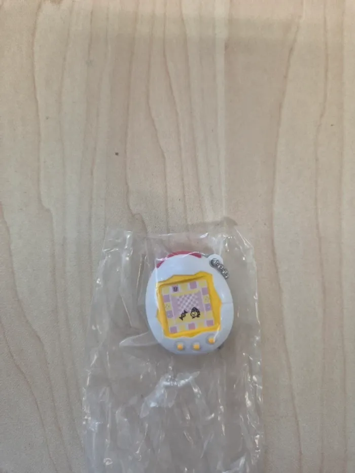 Gashapon strap Tamagotchi