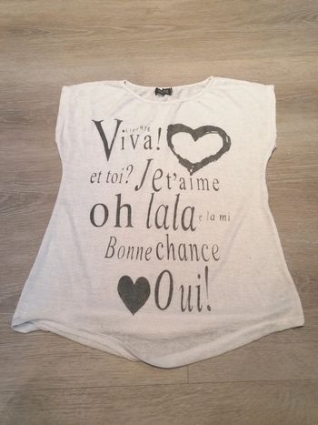 Tee shirt avec motifs