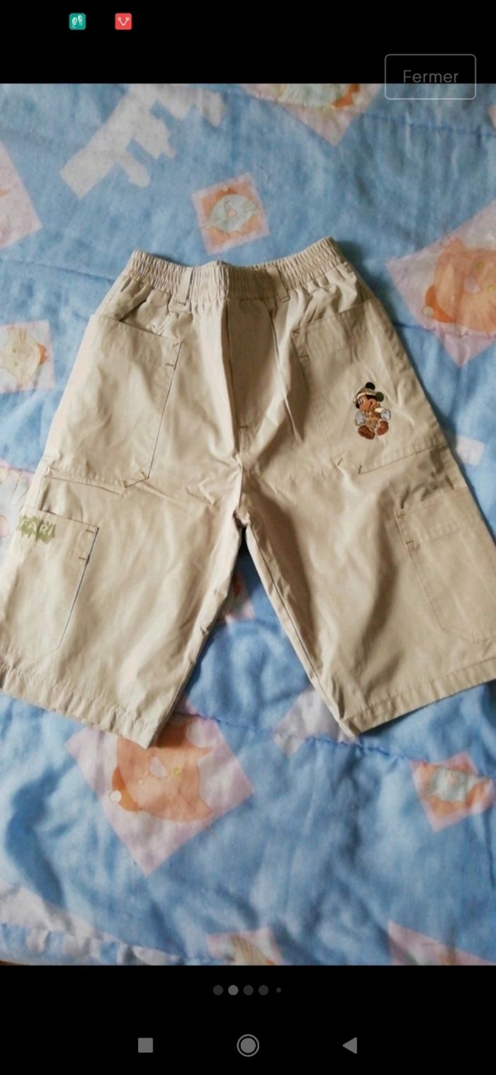 Short garçon taille 8 ans - photo numéro 4