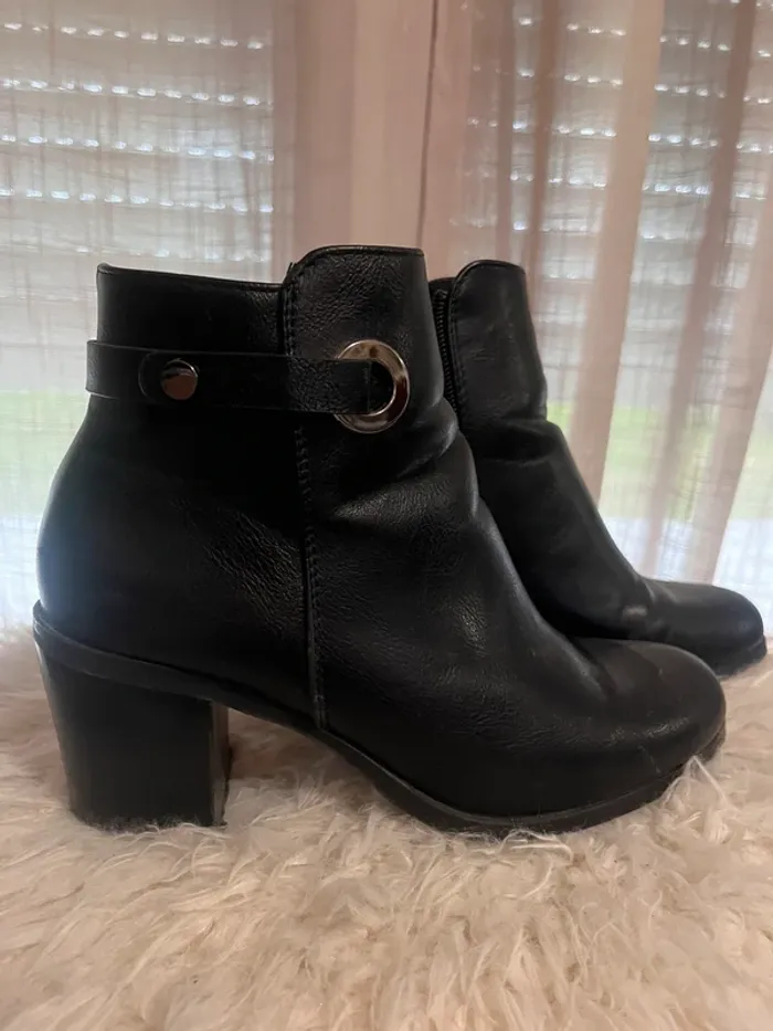 Bottines noires avec boucle argent - photo numéro 2