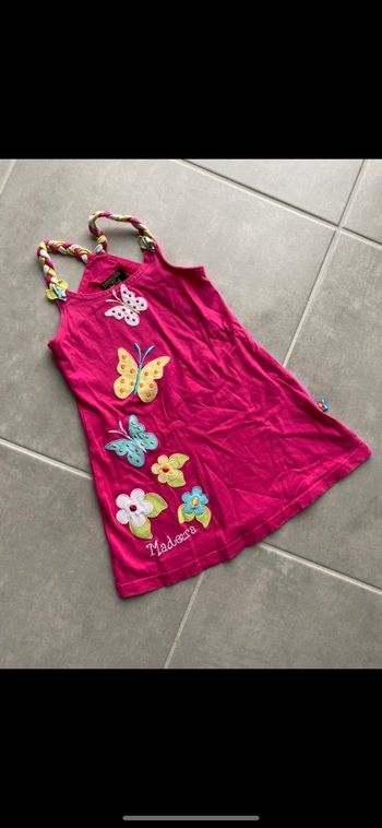 Robe fleurs 🌺 et papillon 🦋 4 ans