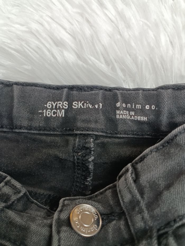 Jeans 5/6 ans fille - photo numéro 2