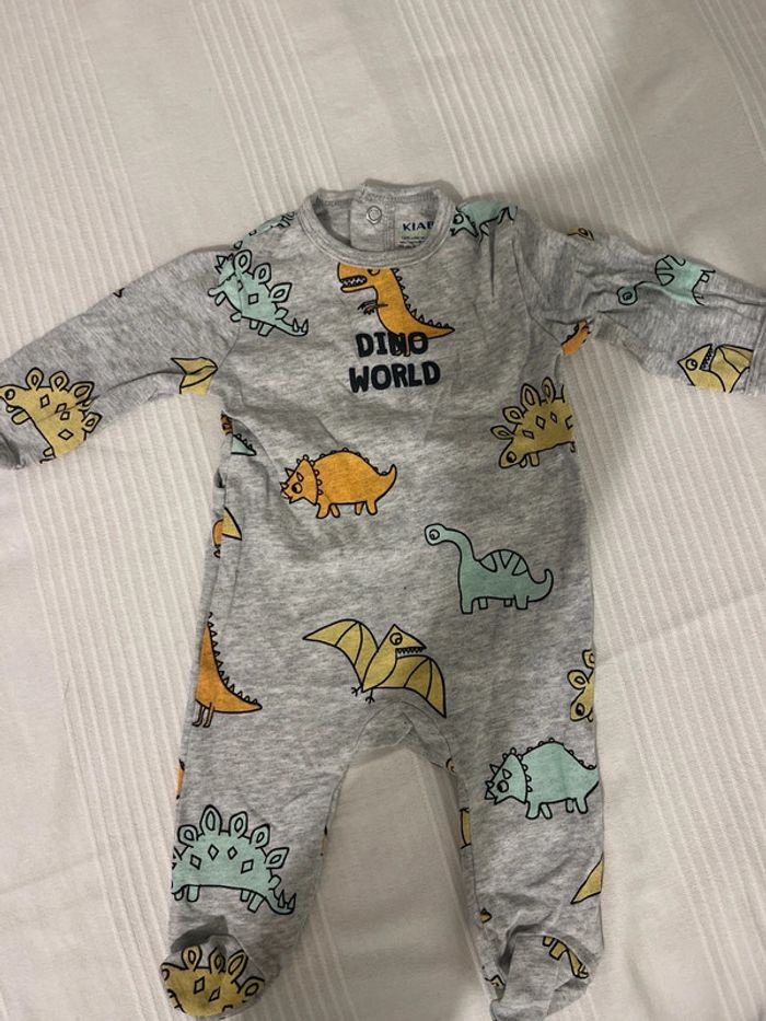 Lot pyjama 3 mois - photo numéro 2