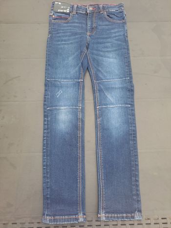 Jean skinny "Tape à l'œil"