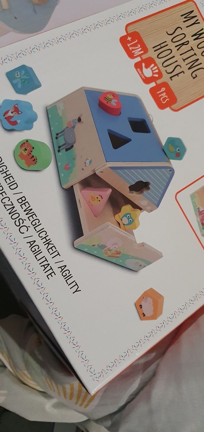Lot table d'activités + maison des formes neufs - photo numéro 9