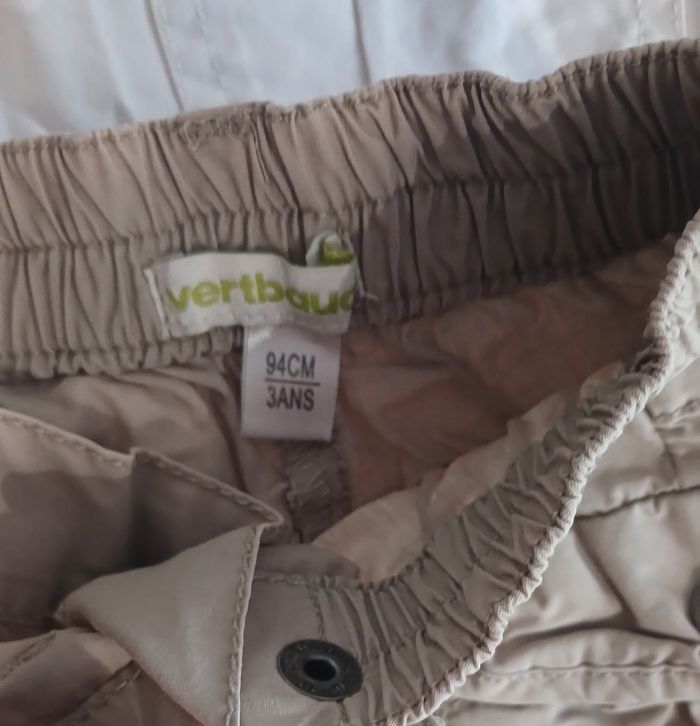 Lot 3 shorts + 1 jean fille 3 ans - photo numéro 4