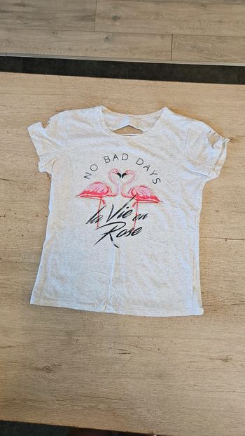 T shirt manches courtes, gris clair avec flamands roses et sequins, taille M/L