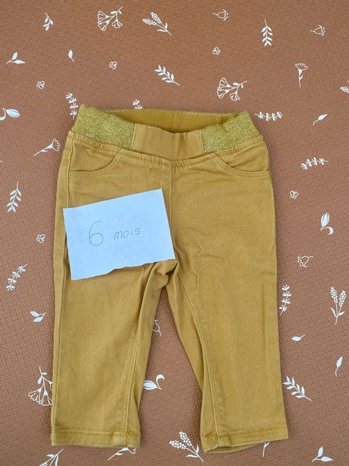 Jean 6 mois
