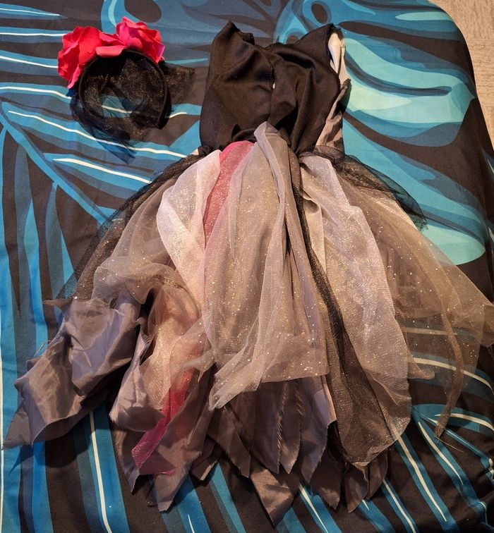 Robe squelette avec serre-tête 3-4 ans - photo numéro 3