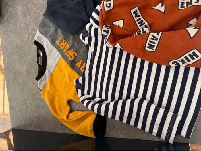 Lot sweat-shirt - photo numéro 2