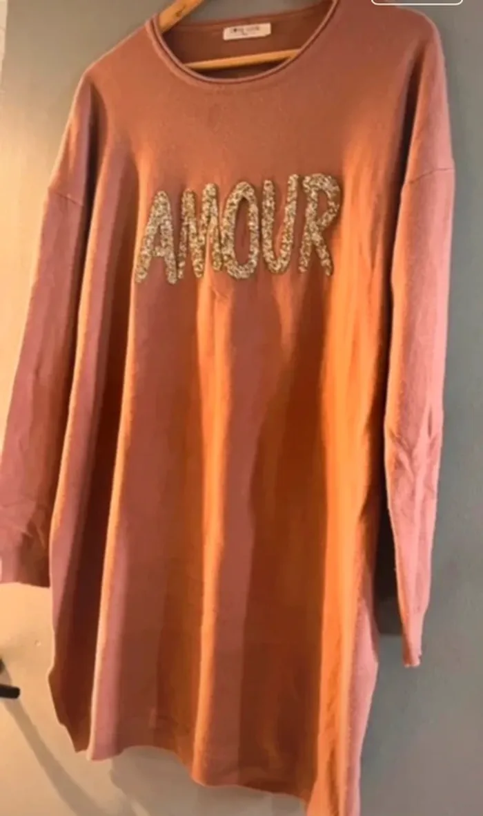 Pull long love look amour en L/XL - photo numéro 3
