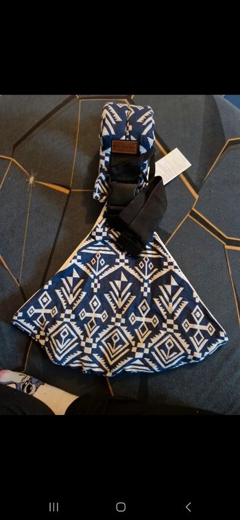 Porte bebe hanche
