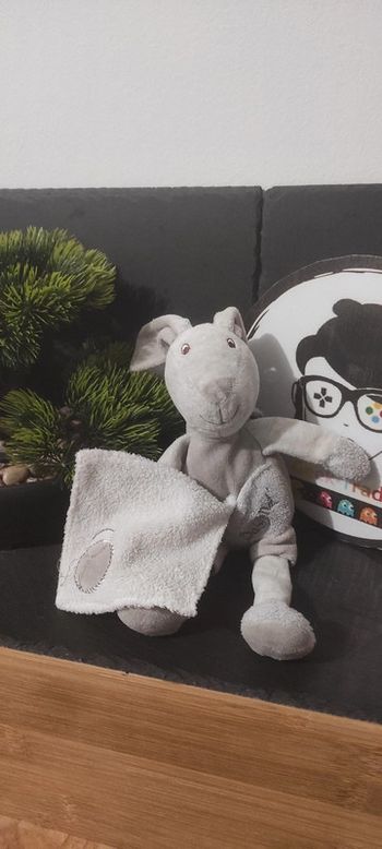 Doudou Lapin Baby Nat gris mouchoir carré plat blanc bn292 rond Poche Peluche