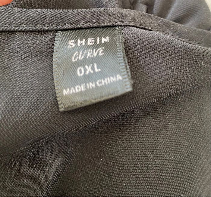 Robe longue noire  manches papillon à nœud Shein curve 0Xl - photo numéro 9