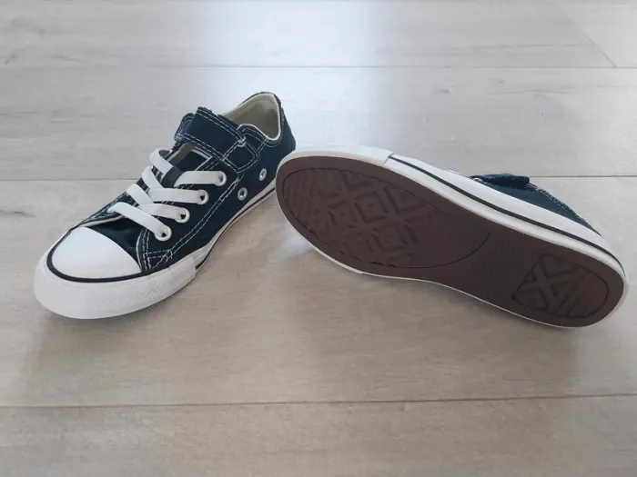Converse basse T.31 - photo numéro 4