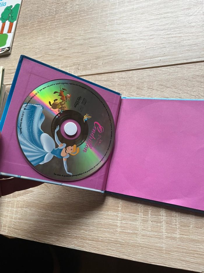 Livre Mon histoire à écouter Cendrillon - photo numéro 3