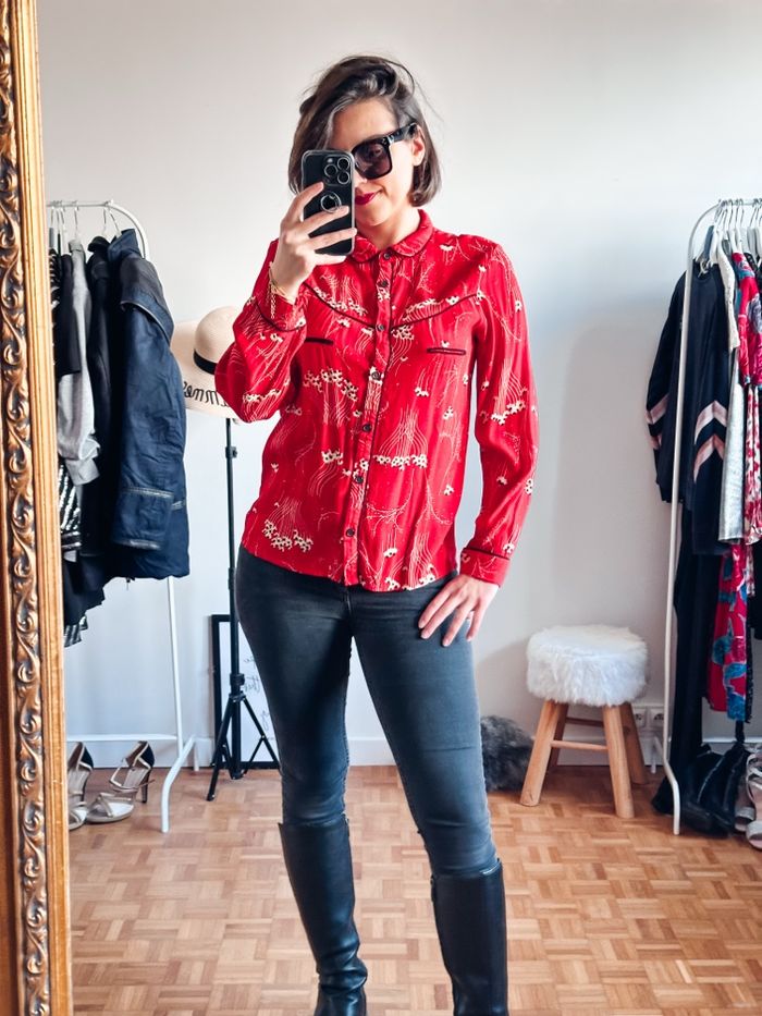 Chemisier Ba&sh rouge à motifs noirs taille 38 - photo numéro 3