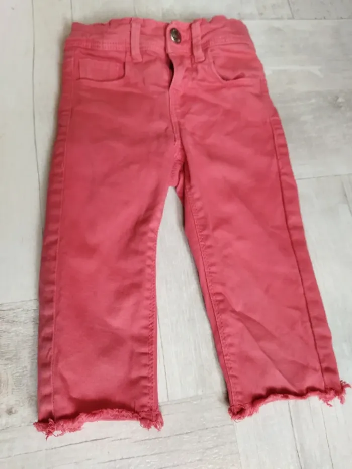 Pantacourt rouge 3 ans
