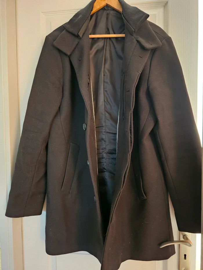 Manteau noir classe homme