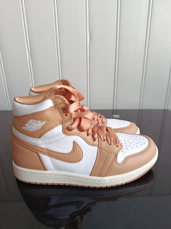Jordan 1 Retro High OG Praline Authentique