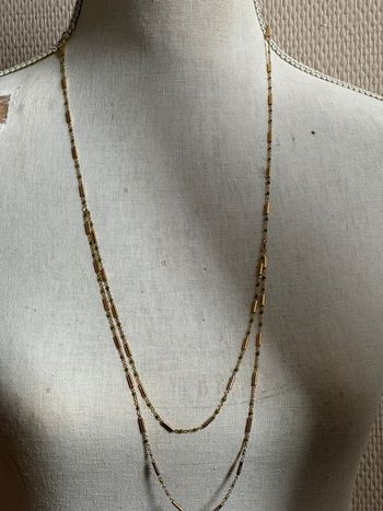 Collier sautoir double réglable acier inoxydable or perles résine kaki