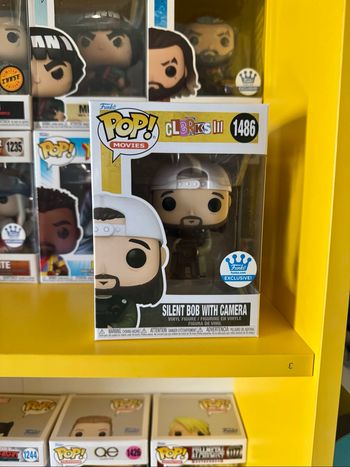Funko Pop! Movies 1486 - Clerks III - Silent Bob With Camera - Funko Exclusive