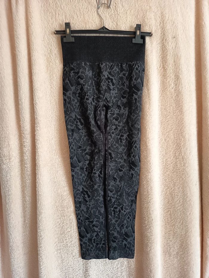 Legging femme sport. Marque Kaytan (A361)