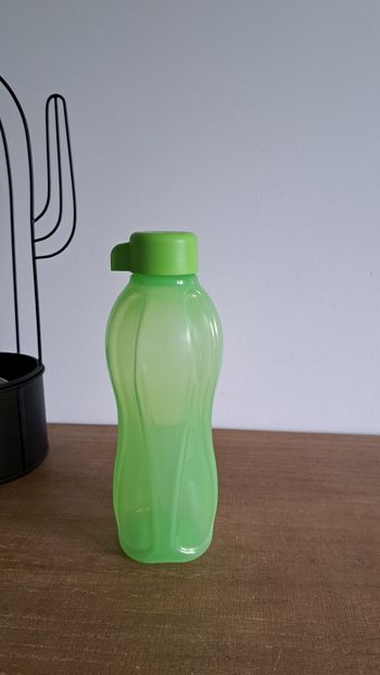 gourde tupperware 🌺