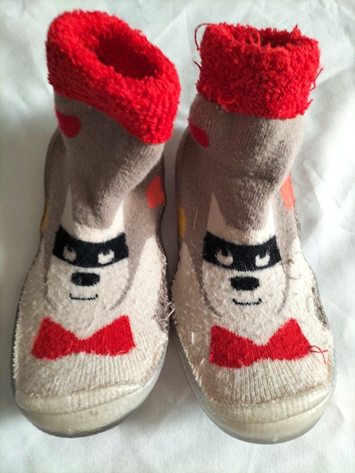 Chaussettes antidérapantes (25) taille 16cm - photo numéro 2