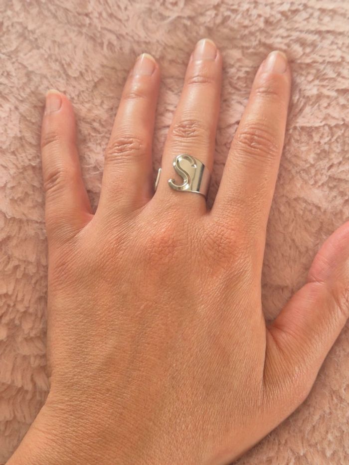 Jolie bague lettre S en acier - photo numéro 3
