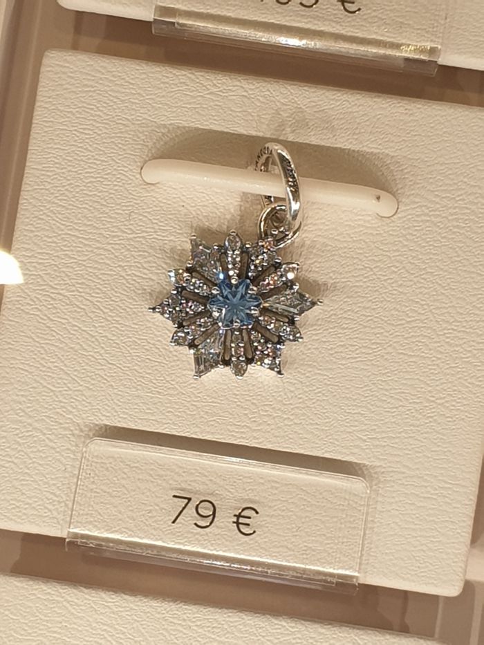 Charms reine des neiges