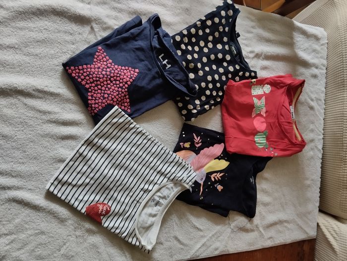 Lot tee shirt manches courtes