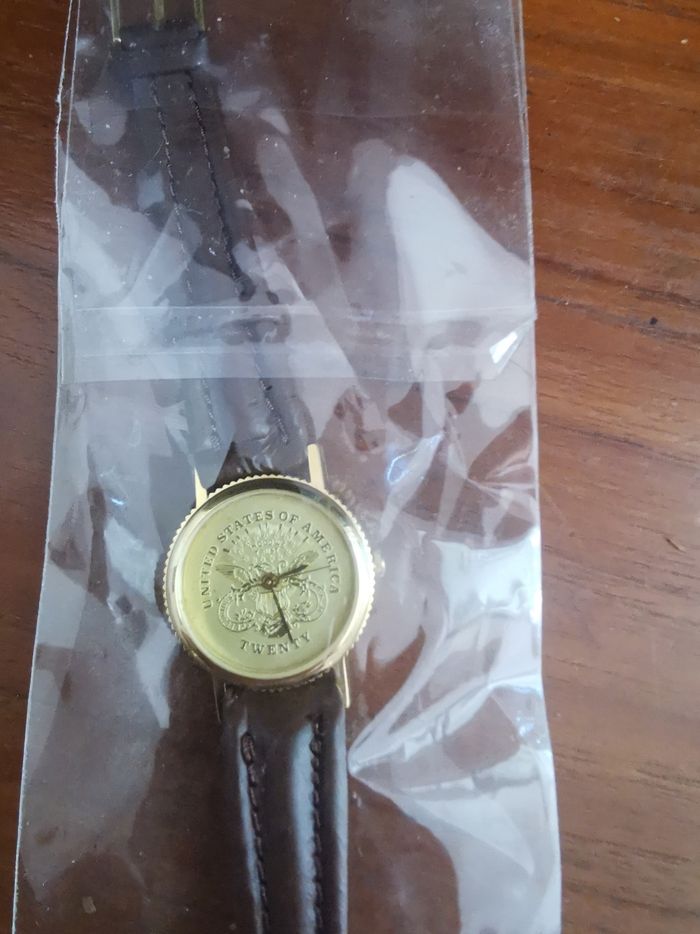 Jolie montre dame bracelet cuir neuve - photo numéro 3
