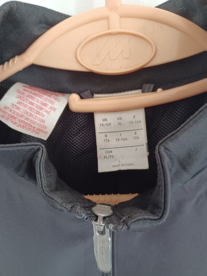 Veste Adidas Real Madrid – Champions League – Taille S/M adulte – Très bon état - photo numéro 6