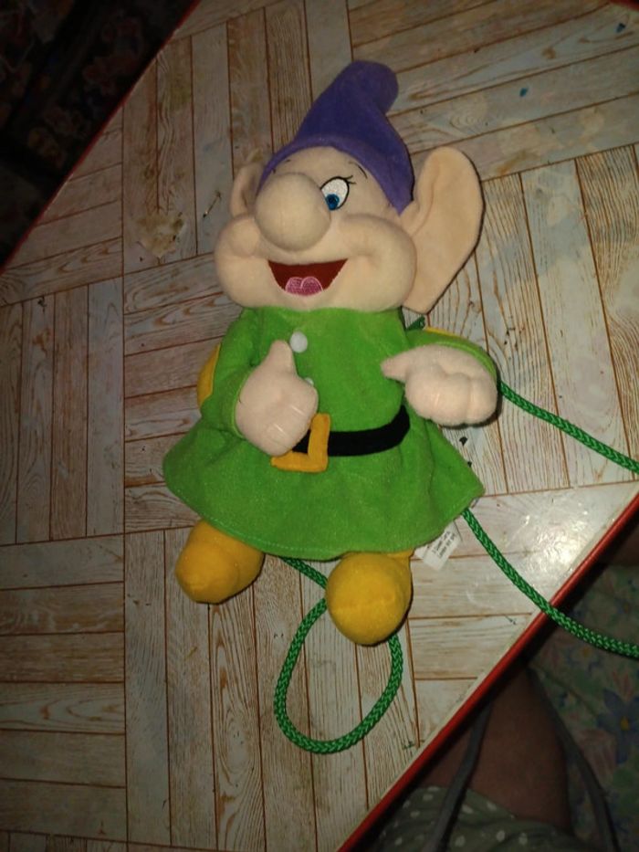 Peluche petit sac nain simplet 30cm env