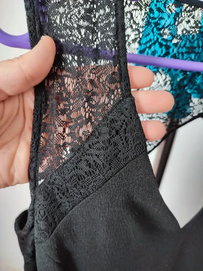 Robe noire - photo numéro 3