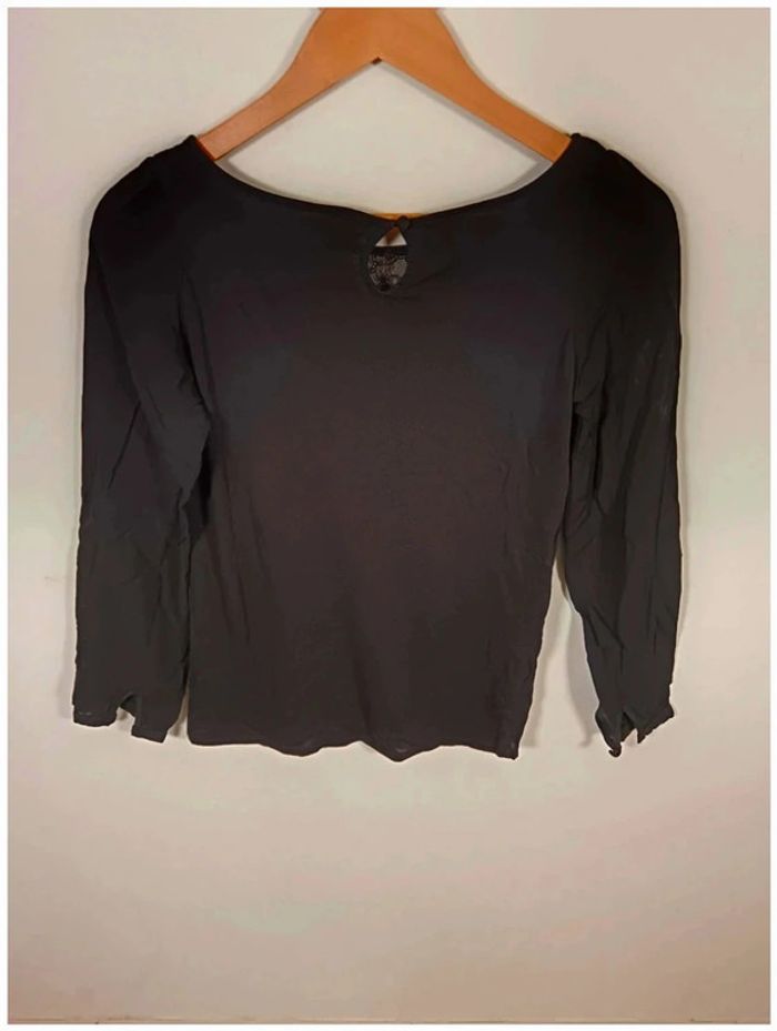 C20 blouse noir NafNaf XS - photo numéro 2