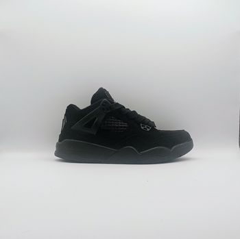 Jordan 4 taille 28