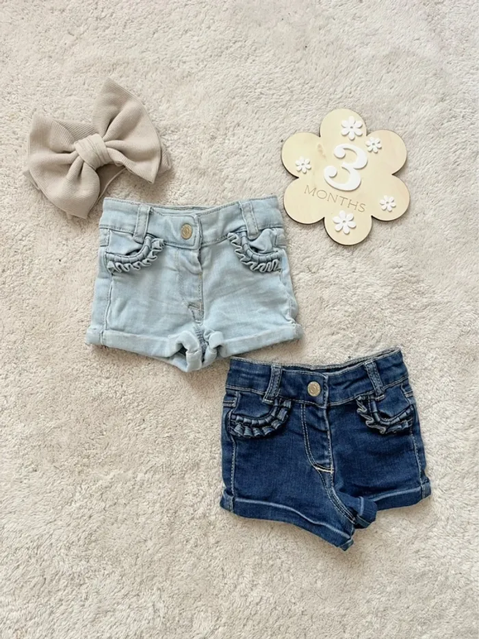 Lot 2 shorts jean 3 mois