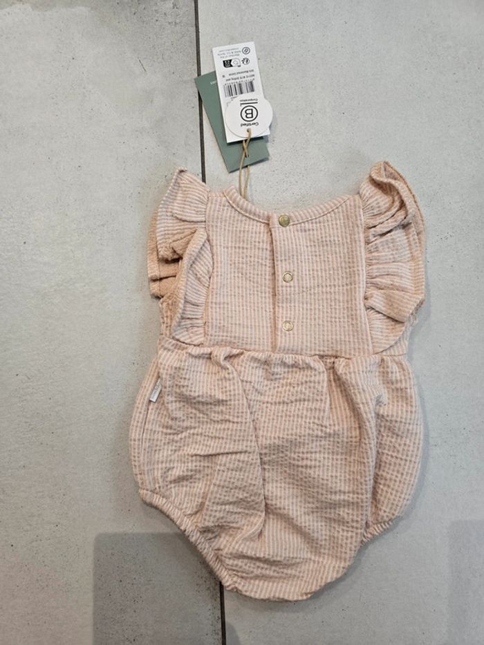 Body bébé 0/1mois - photo numéro 2