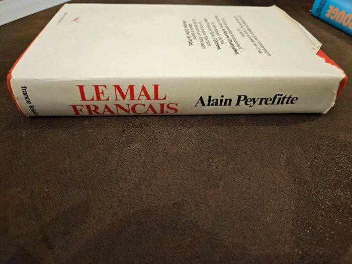 Livre "Le mal français" - photo numéro 3