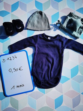 D1234 - body garçon 1 mois