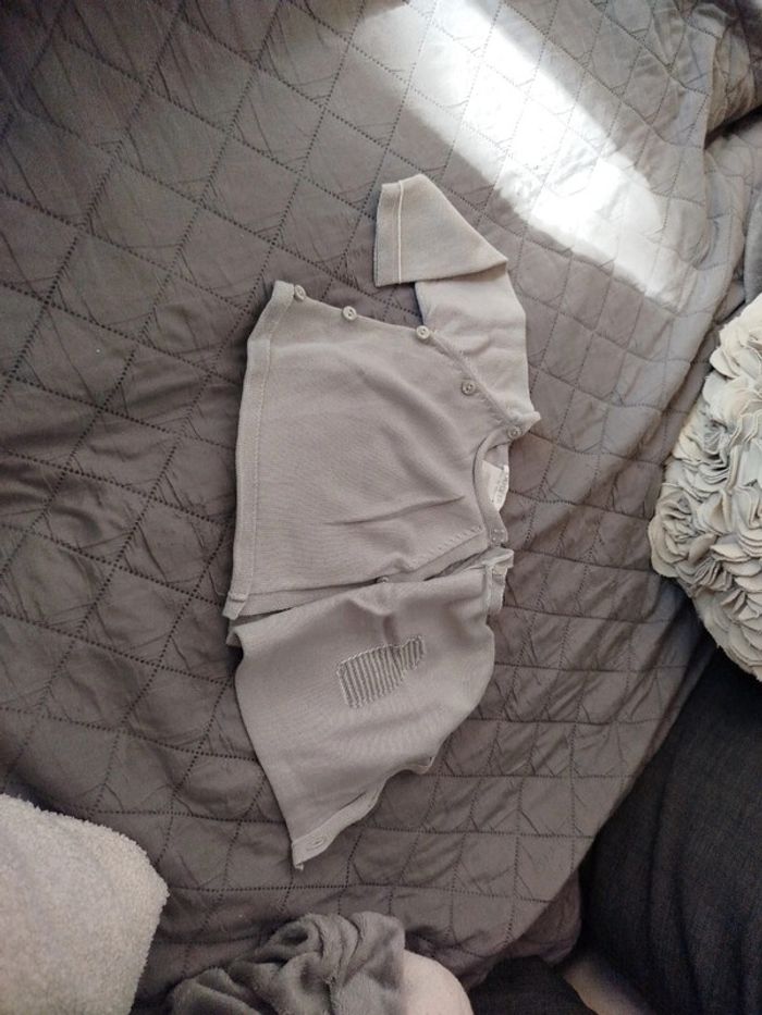 Brassière 3 mois - photo numéro 3