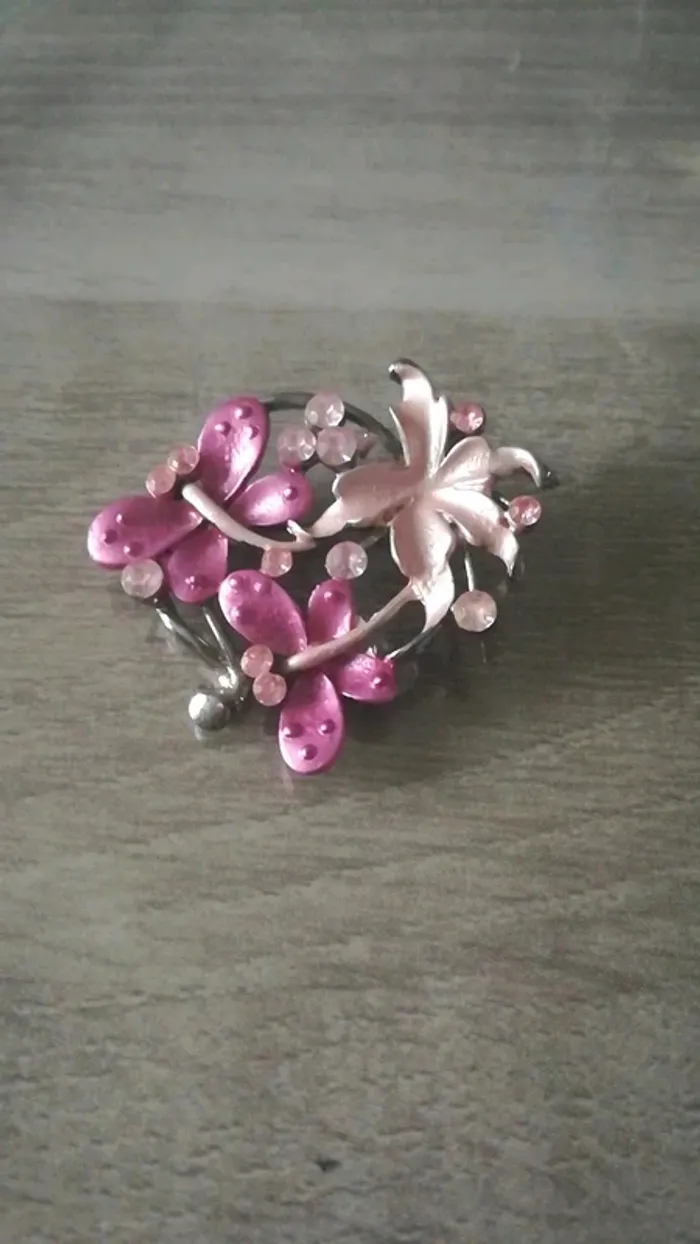 Broche Papillon rose - photo numéro 5