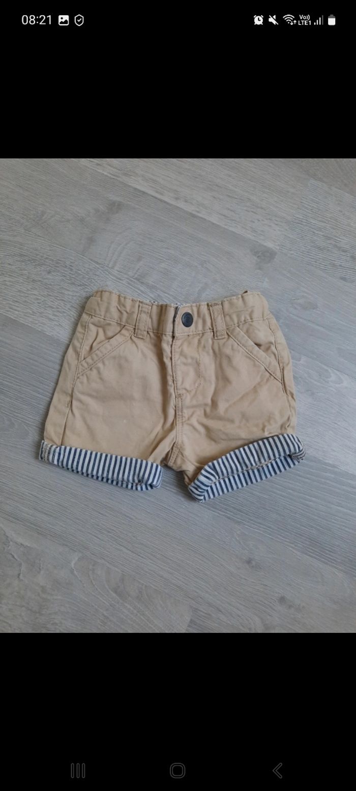 Short léger 6 mois + 1 offert - photo numéro 5