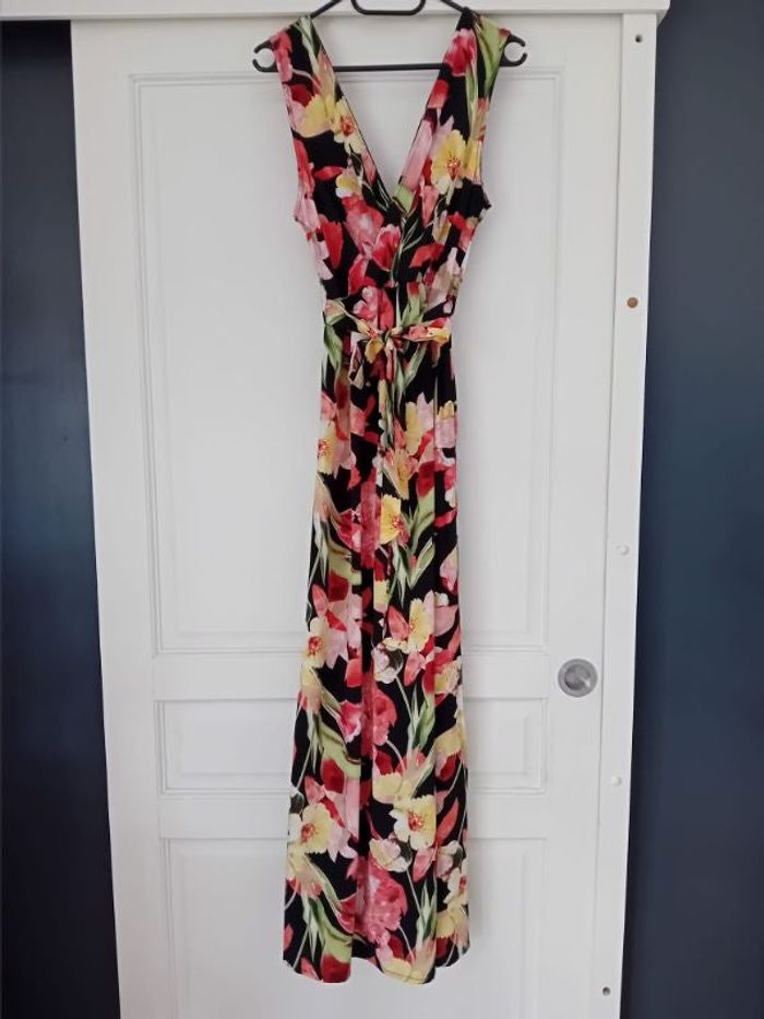 robe longue fleuri taille S/M neuf